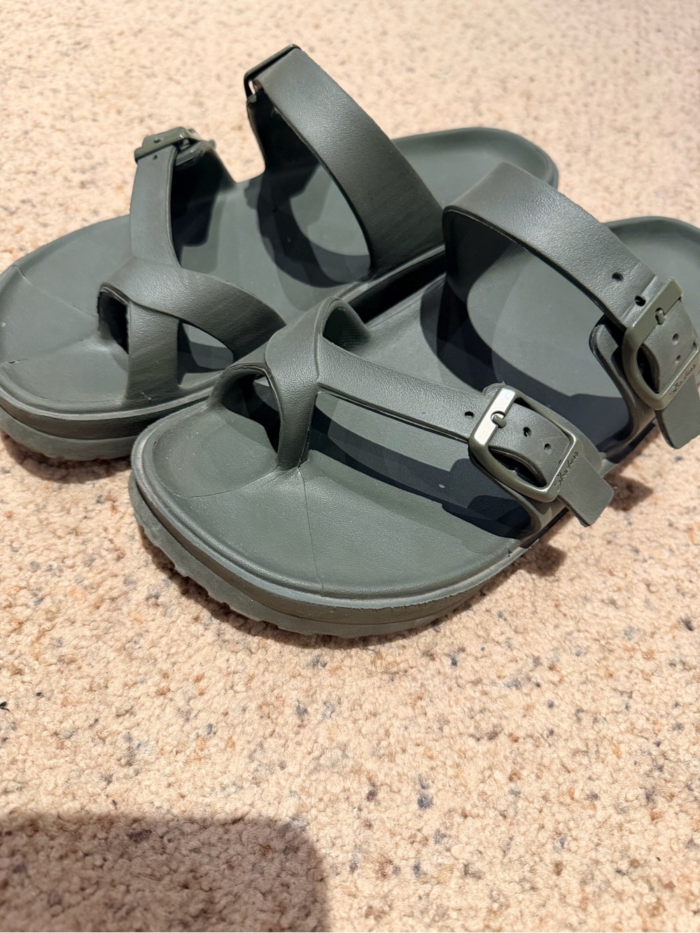 Skechers Archfit Olive Green Buckle Toe-Loop Sandals